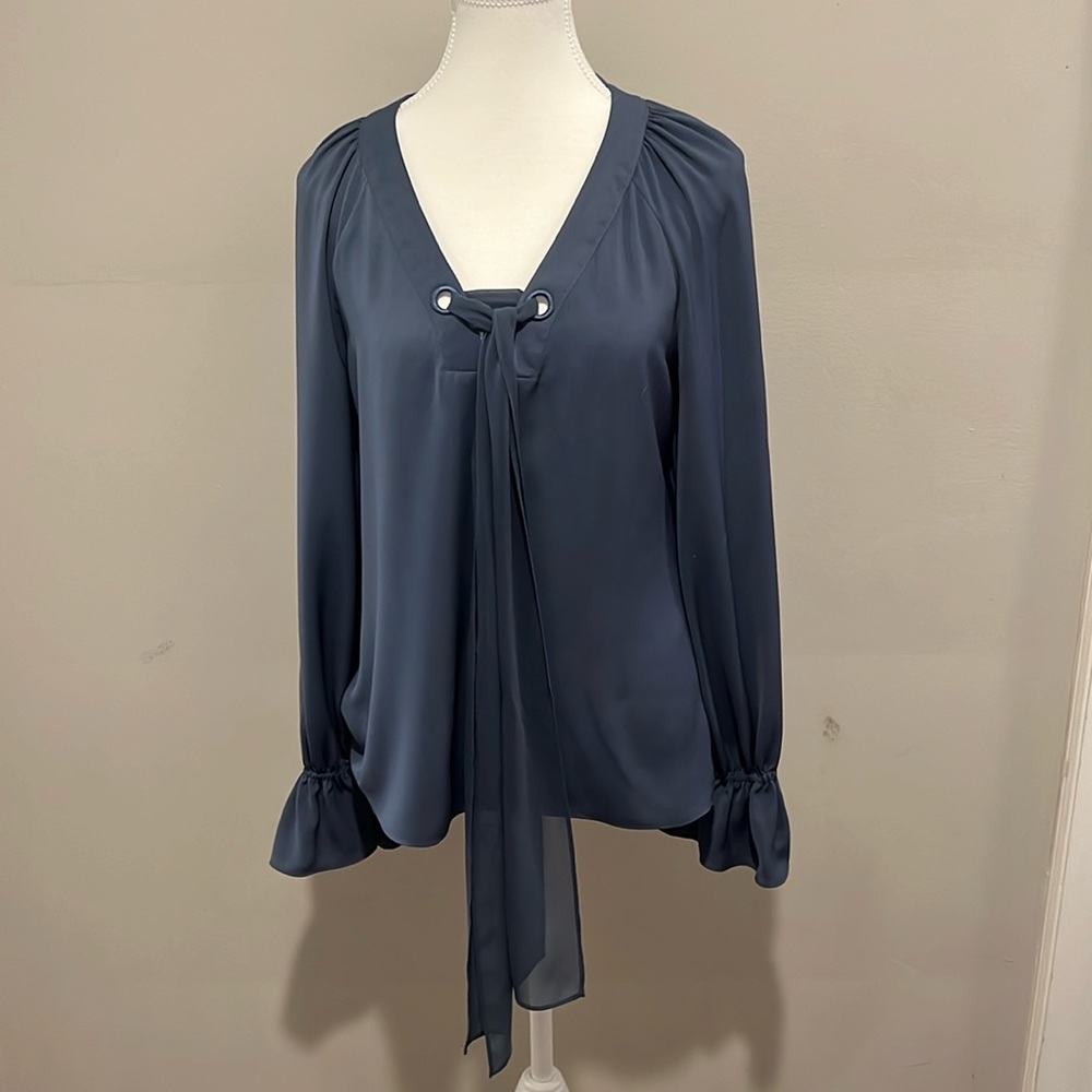 Ramy Brook v-neck blouse size small blue/gray